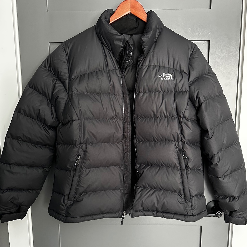 The North Face Puffer Jacket (Retro 700 Series)